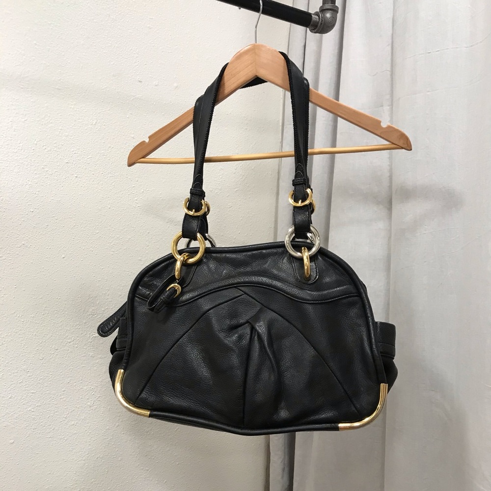 B Makowsky Black Leather 3 Zipper Compartment Bag